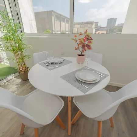 Angel Flats Apartment