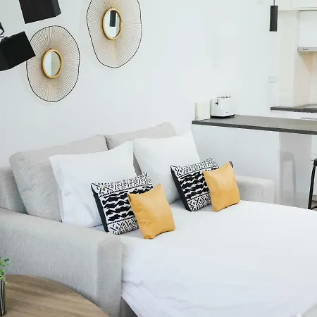 Angel Flats Apartment
